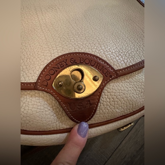 Dooney & Bourke Vintage AWL Leather Large Cavalry Bag Bone & British Tan - Picture 6 of 13